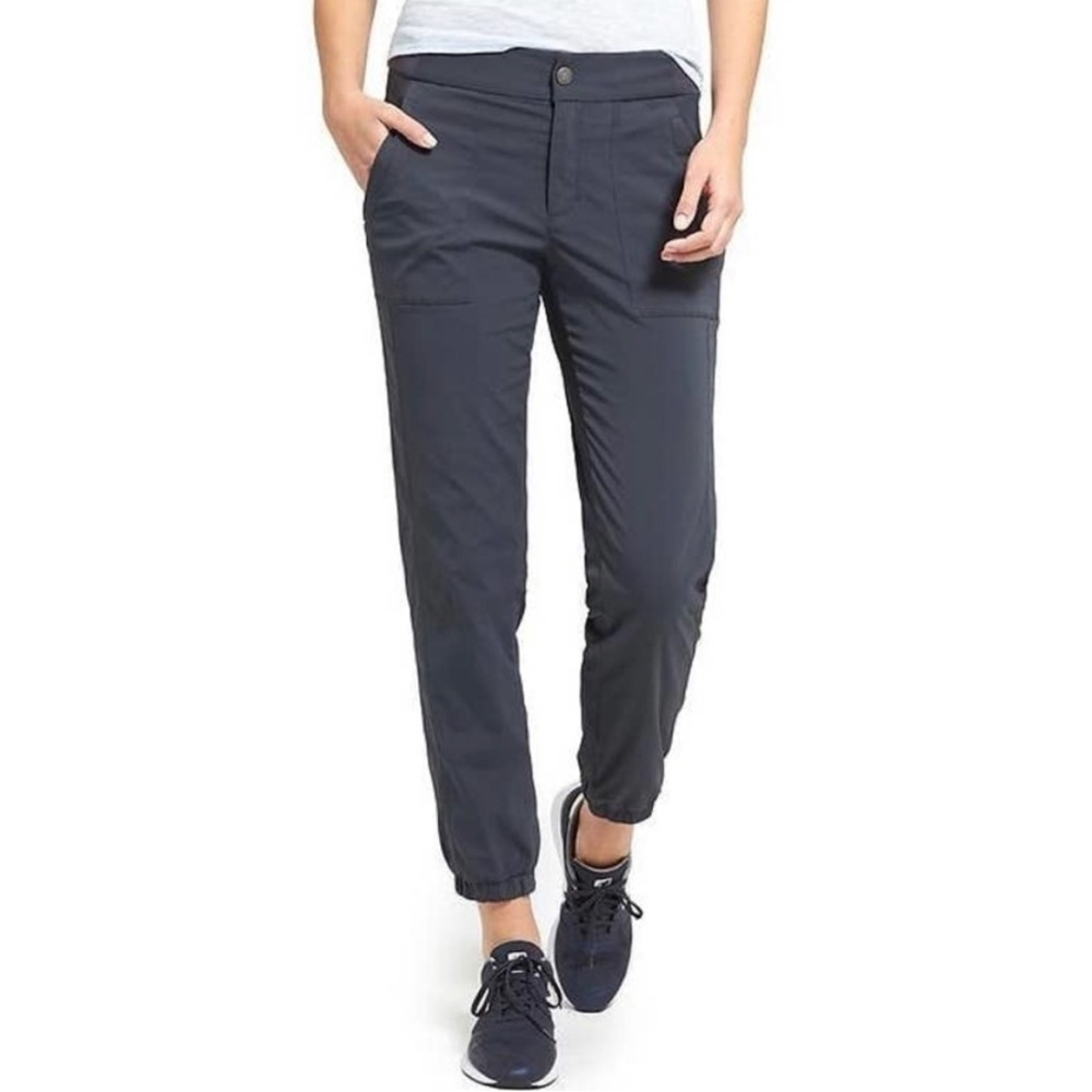 Athleta Trekkie North Jogger Size 4 Grey